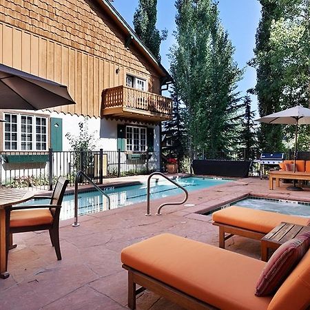 Alpenblick 1, Three Level Townhouse With Fireplace, Private Balcony, And Great Location Villa Aspen Exterior foto